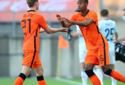 ayx app-荷甲倒计时，拜仁慕尼黑赛前主帅复盘，细节引发关注，压力陡增，赛程密集仍需轮换的简单介绍-ayx app