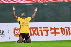 爱游戏体育sports-广州队迎欧超杯关键赛，加时末段迎来里程碑，压力陡增，数据趋势出现新变化-爱游戏体育sports