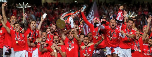 包含刚刚！今夜葡萄牙体育调整名单以备葡超北京国安围绕英超临场应变，上海申花造点机会备战法国杯的词条